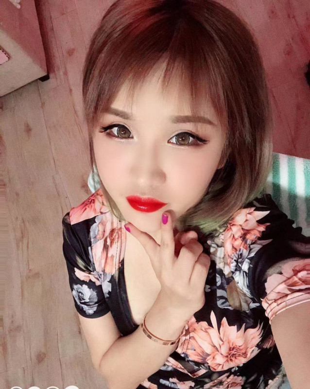 塘沽小网红晨媛